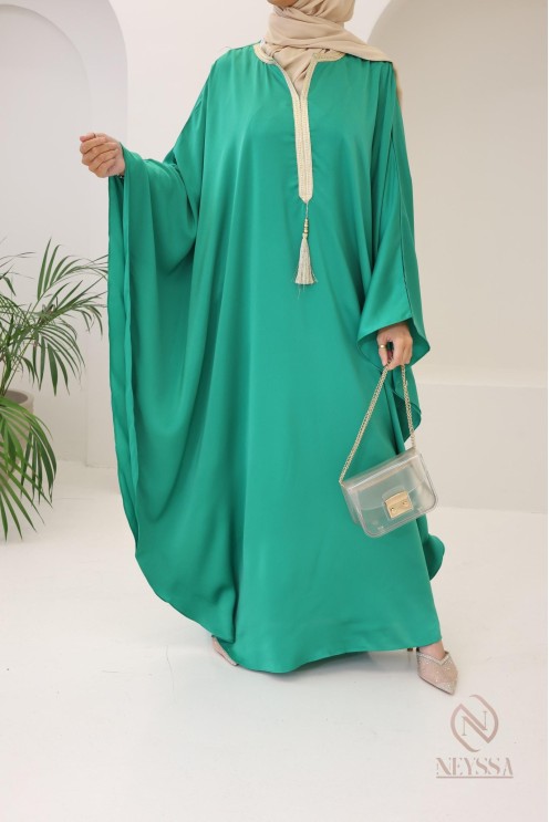 Abaya papillon coupe ample idée tenue Aïd 2024 hijabi outfit