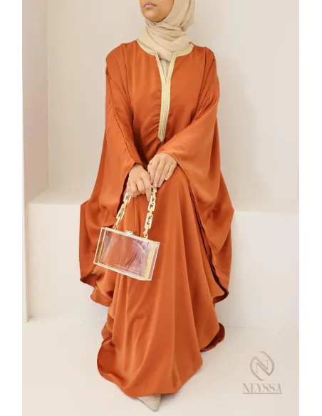 Abaya papillon coupe ample idée tenue Aïd 2024 hijabi outfit