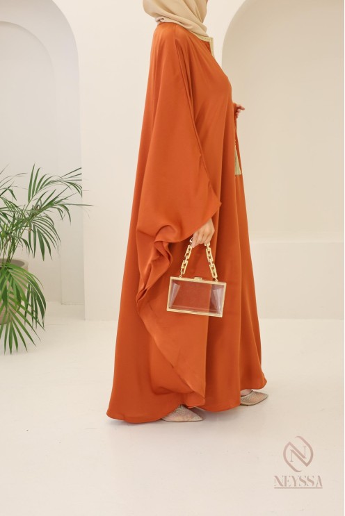 Abaya papillon coupe ample idée tenue Aïd 2024 hijabi outfit