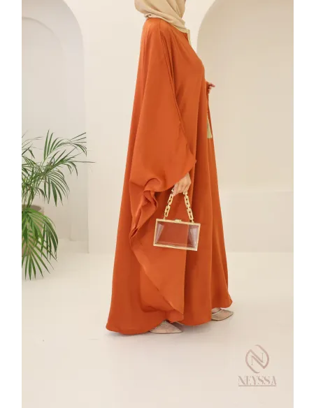 Abaya papillon coupe ample idée tenue Aïd 2024 hijabi outfit
