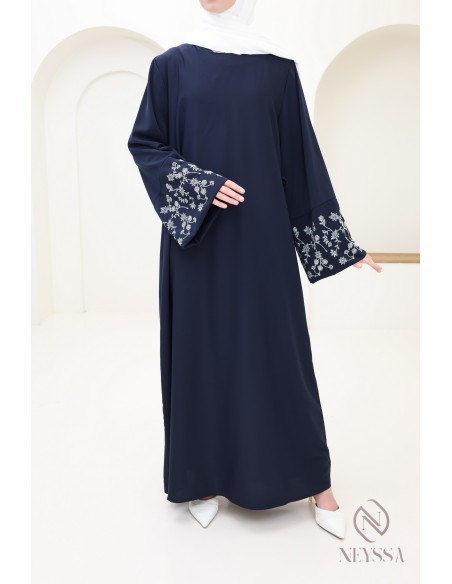 Abaya longue coupe droite manches large à strass, outfit Aïd