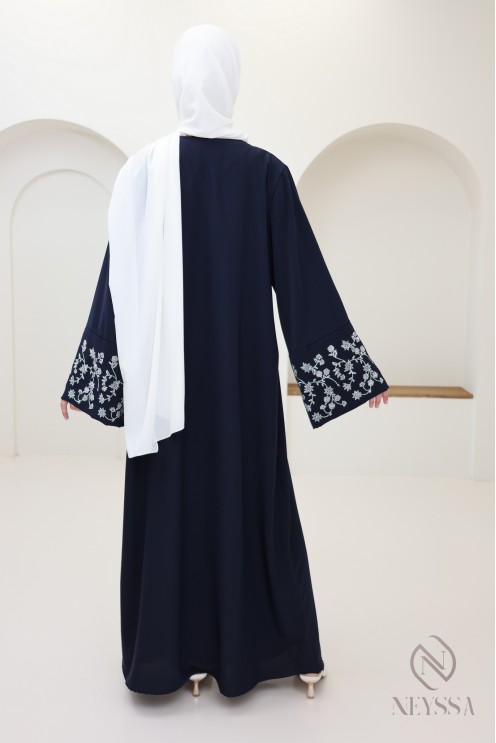 Abaya longue coupe droite manches large à strass, outfit Aïd