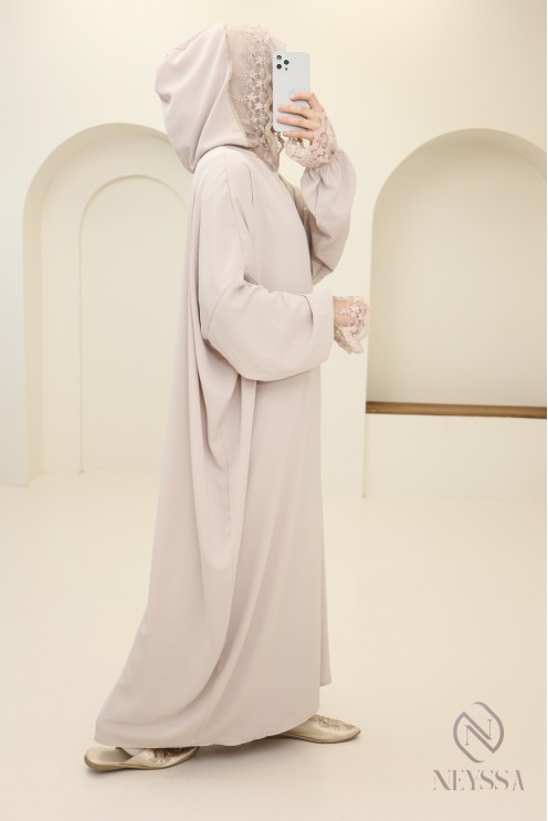 Abaya de prière avec son hijab intégré, idéal salat Aid