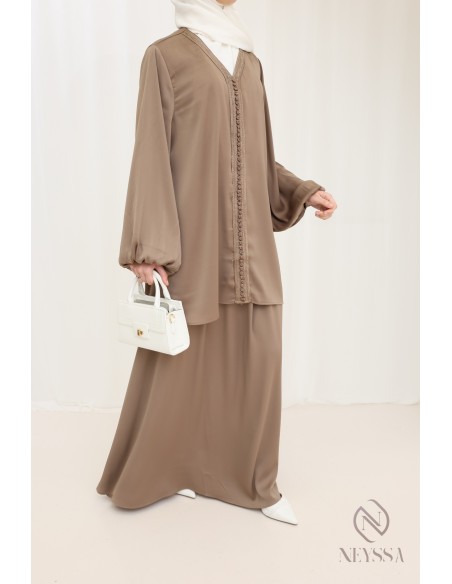 Tunika-Ensemble mit Sfifa und langem Rock, Idee für den Eid-Look.