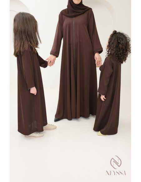 Abaya Dubaï marron manches bouffantes, look mère/fille pour l'Aïd 2025