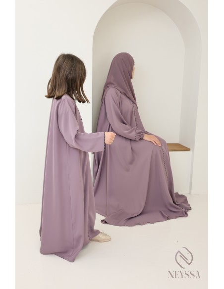Abaya Dubai mauve lang ausgestellt mit Strasssteinen
