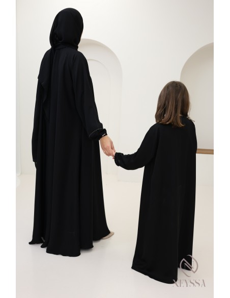 Abaya Dubaï noir évasée, idée tenue mère fille modeste pour l'Aïd