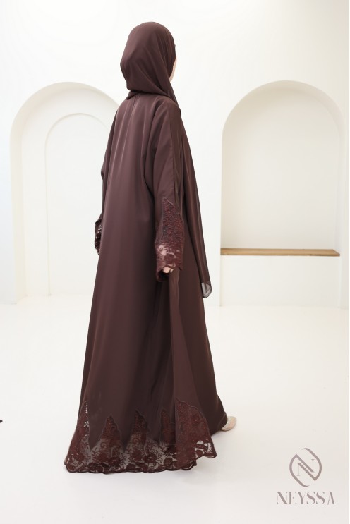 Abaya Dubaï femme avec kimono, idée tenue Aïd luxe