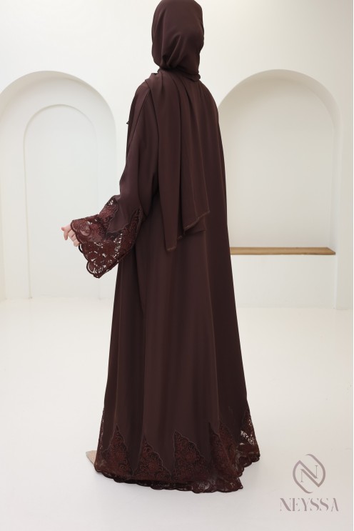 Abaya Dubaï femme avec kimono, idée tenue Aïd luxe