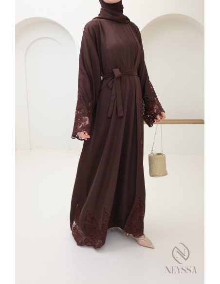 Abaya Dubaï woman with kimono, Eid luxury outfit idea