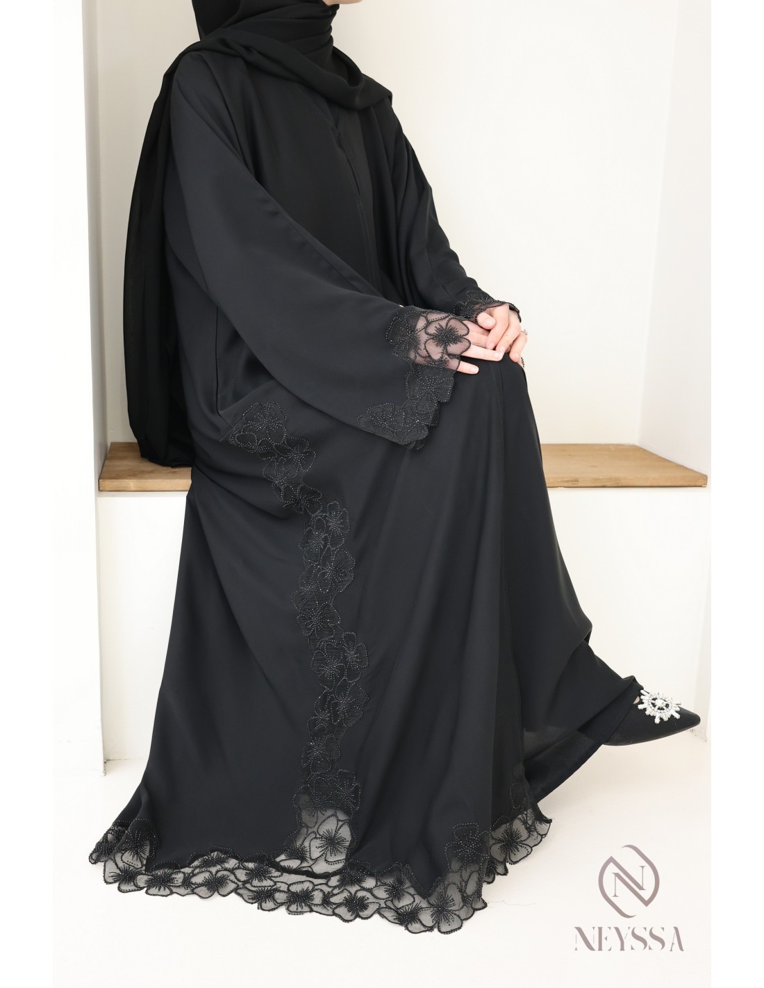 The Nile Sailor Abaya