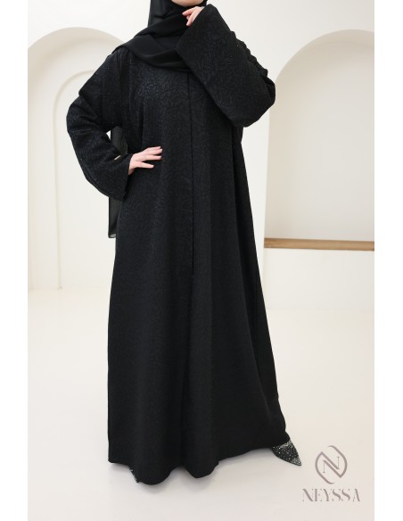 Abaya Dubai Kimono mit Blumenstickerei verschleierte Frau, Hijab.