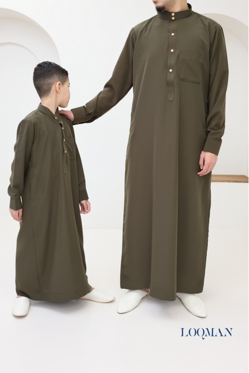 Herren-Qamis aus hochwertigem Stoff, trendige khakifarbene Qamis