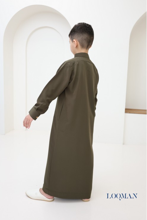 Saudi-arabischer Qamis mit langen Ärmeln für Kinder