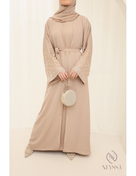 Abaya Dubaï beige with kimono, modest outfit idea for Eid
