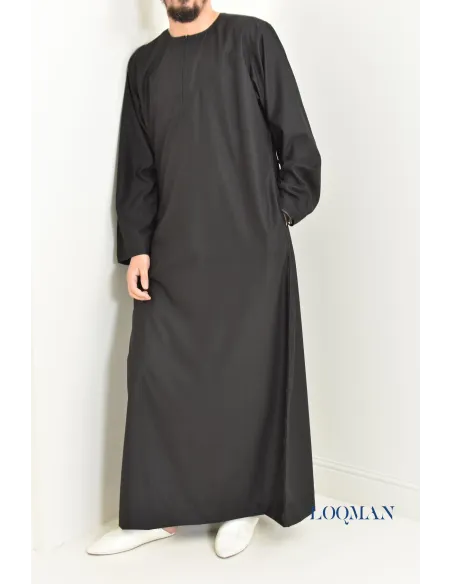 Qamis Émirati noir, tissu fluide coton, pour se rendre à la mosquée