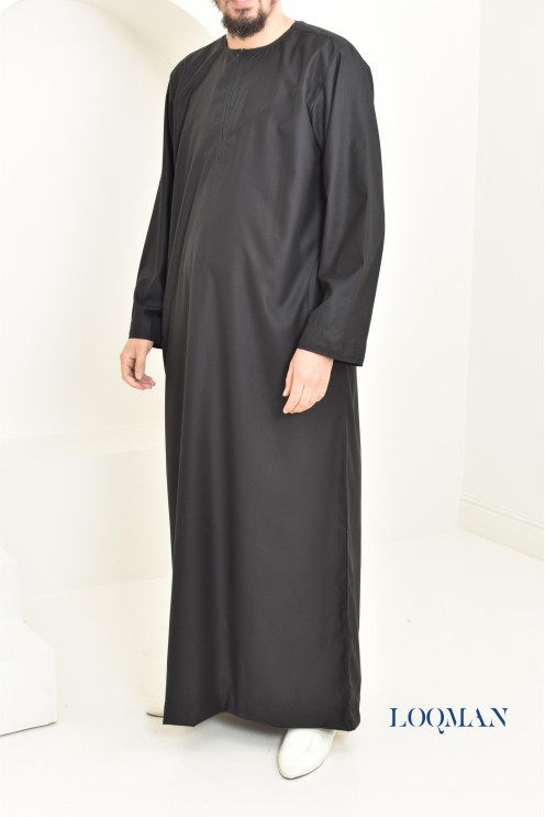 Qamis Émirati noir, tissu fluide coton, pour se rendre à la mosquée