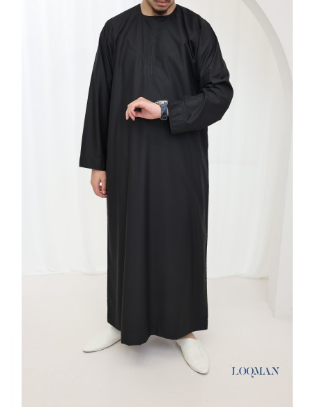 Qamis Émirati noir, tissu fluide coton, pour se rendre à la mosquée