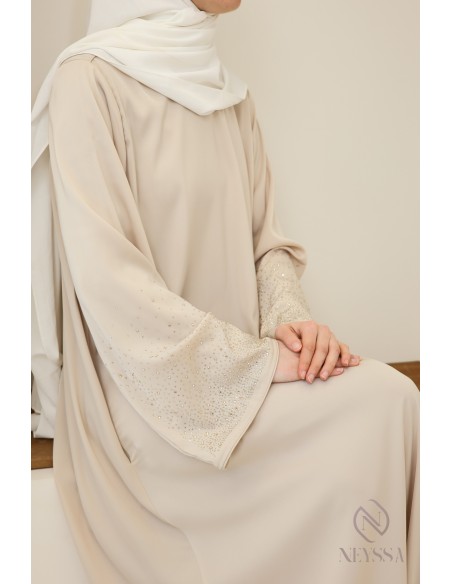 Abaya évasée à manches strass, outfit élégant et modeste pour l'Aïd