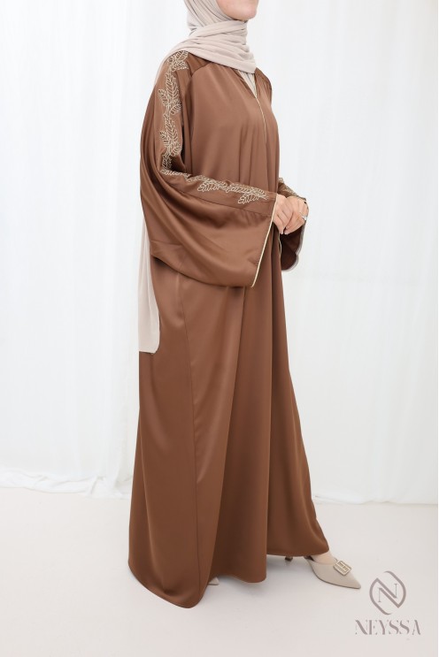 Women's abaya with embroidery on sleeves, elegant outfit for Eid