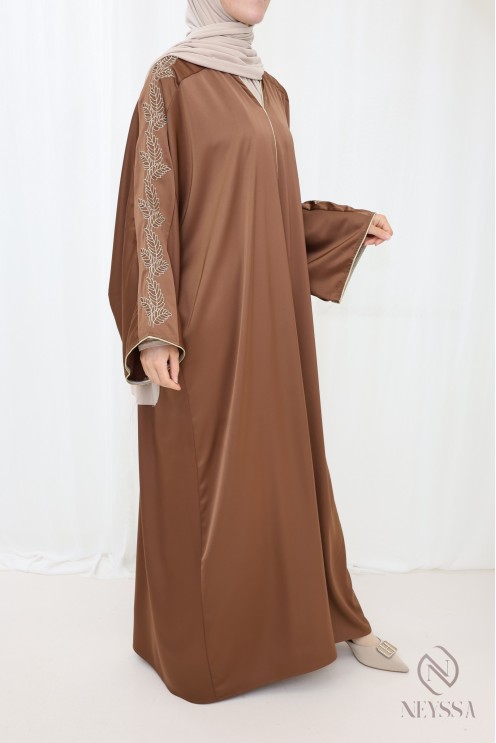 Women's abaya with embroidery on sleeves, elegant outfit for Eid