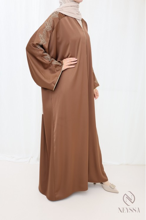 Women's abaya with embroidery on sleeves, elegant outfit for Eid