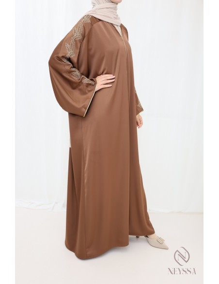 Damen-Abaya mit Stickerei auf den Ärmeln, ein elegantes Outfit für Eid