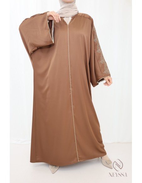 Damen-Abaya mit Stickerei auf den Ärmeln, ein elegantes Outfit für Eid