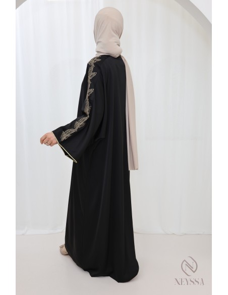 Abaya noir femme avec broderie, tenue ample moderne pour l'Aïd