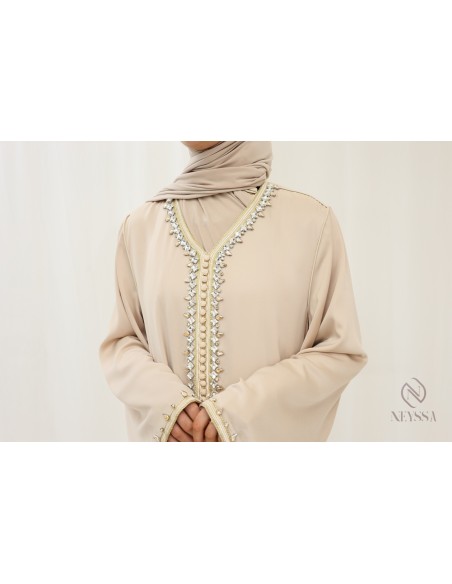 Abaya longue beige pour femme voilée style caftan pour l'aïd