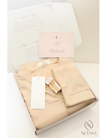 Coffret cadeau femme musulmane pour l'Aïd : abaya robe brodée