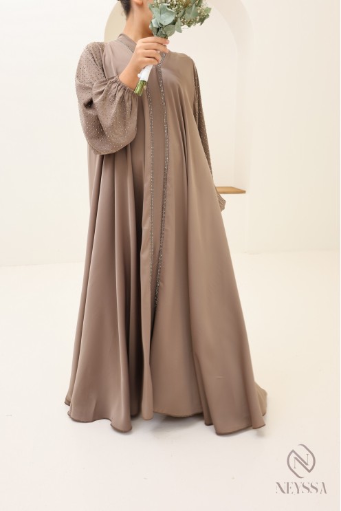 Mother/daughter outfit for Eid: flared Dubai abaya with rhinestones