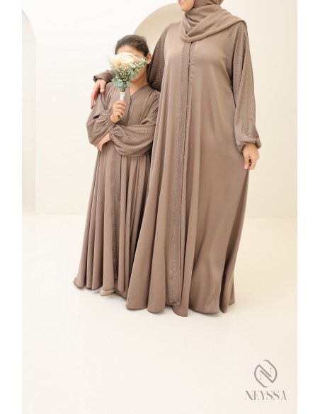 Tenue assortie mère/fille pour l'Aïd : abaya Dubaï évasée avec strass
