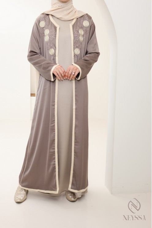 Bestickte Kimono-Abaya Kaftan, Kleidung für verschleierte Frauen.