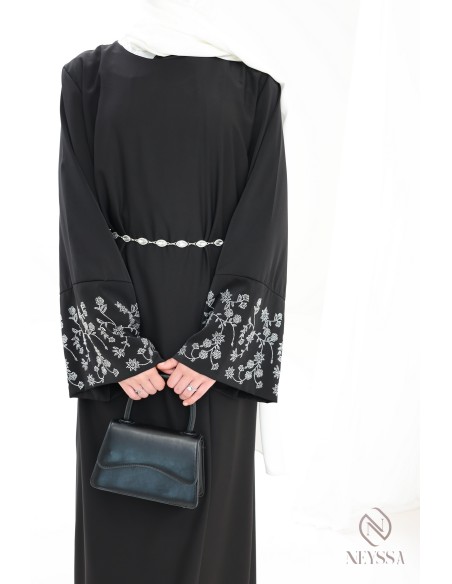 Abaya longue coupe droite manches large à strass, outfit Aïd