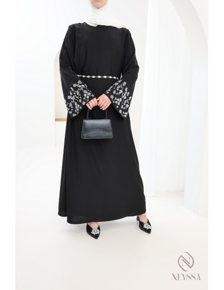 Abaya longue coupe droite manches large à strass, outfit Aïd