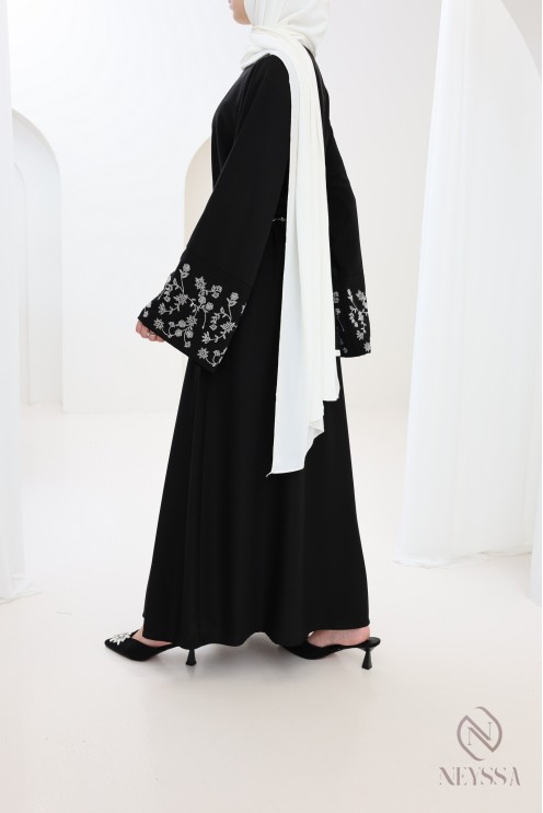 Abaya longue coupe droite manches large à strass, outfit Aïd