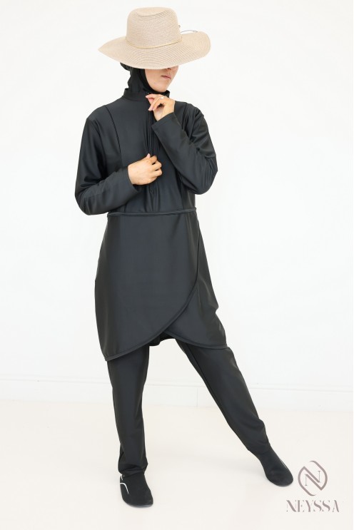 Schwarzer Burkini verschleierte Frau integrierte Kapuze