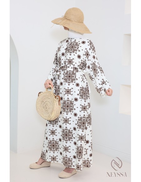 Abaya longue idéal pour hijabi, tissu effet lin léger, tendance hijabi