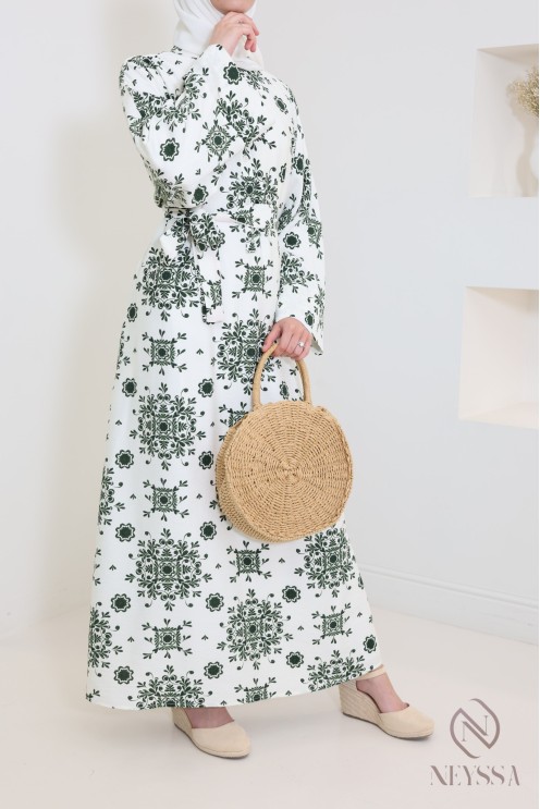 Long abaya ideal for hijabi, light linen effect fabric, hijabi trend