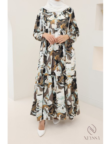 Langes Satin-Kleid mit trendigen Drucken, leicht fließender Stoff.