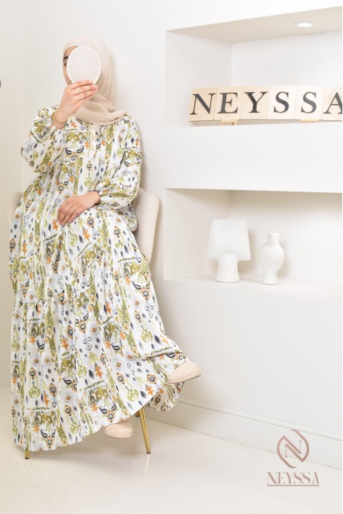 Langes Satin-Kleid mit Druckmotiven, ultra elegant für den Sommer.