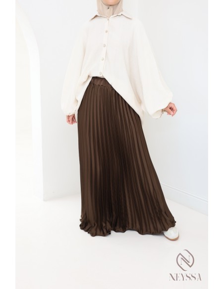 jupe longue plissée satin évasée, style modeste outfit hijabi