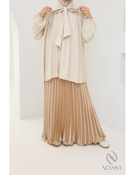 jupe longue plissée satin évasée, style modeste outfit hijabi