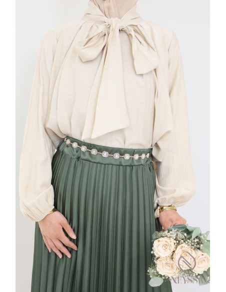 jupe longue plissée satin évasée, style modeste outfit hijabi