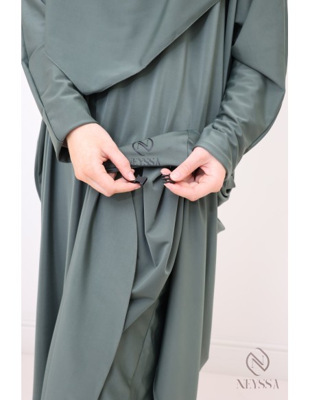 Wasserabweisender khakifarbener Badejilbab, Khimar, Tunika und Hose.