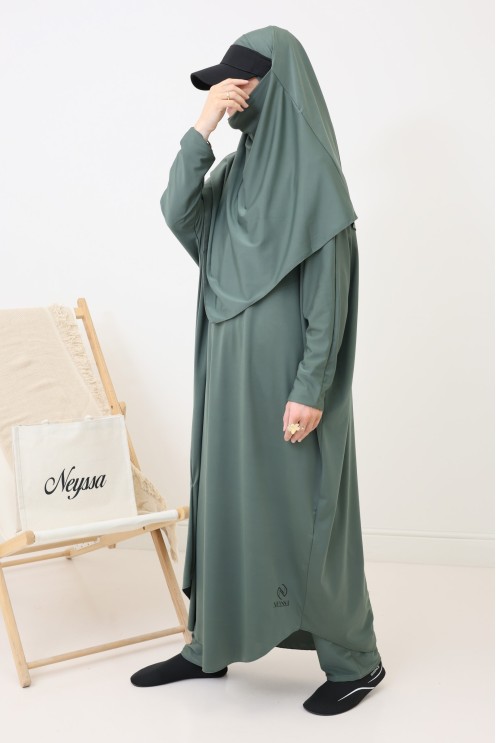 Wasserabweisender khakifarbener Badejilbab, Khimar, Tunika und Hose.