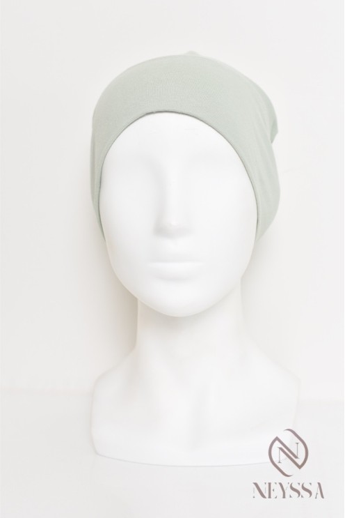 Closed cap under hijab with ruffle, keeps your hijab in place