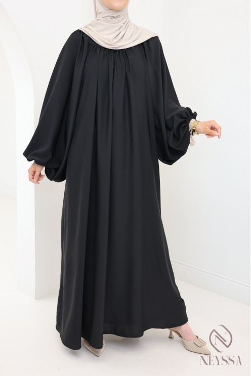 Simple flared abaya with balloon sleeves, loose fit hijabi