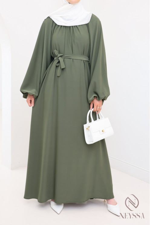 Abaya évasée simple manches ballons, coupe ample hijabi